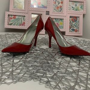 Guess Red Heela